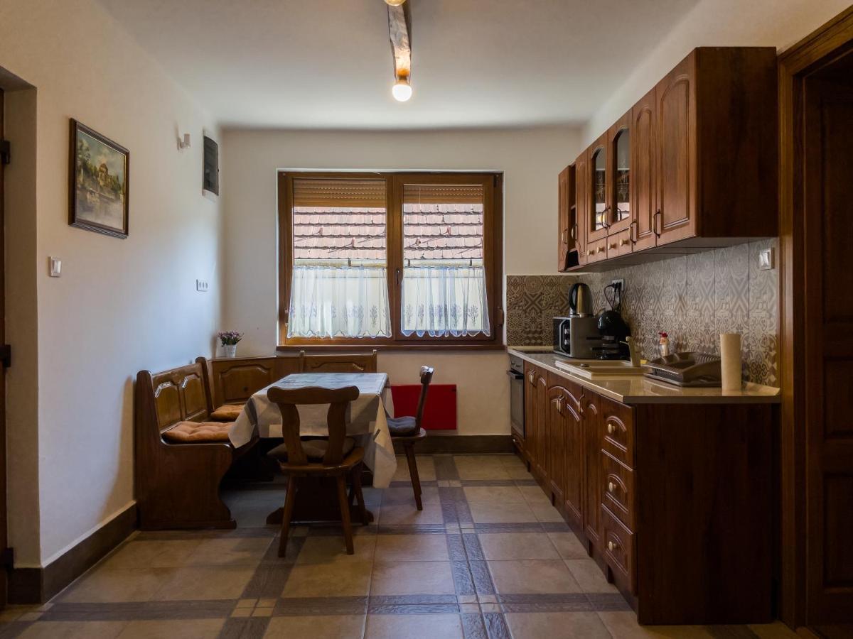 Mamutfenyo Panzio Bed and Breakfast Tata Εξωτερικό φωτογραφία